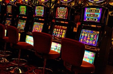 Slot game bonus round with multiplier